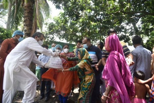 Visit the mostly flood affected areas of Dhaka-9 and distribution of the relief goods among the flood affected peoples. 5th August, 2020.